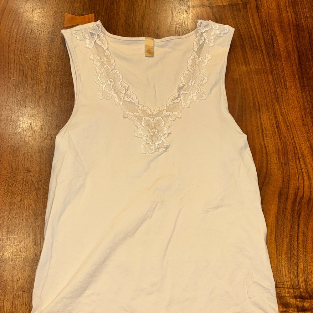Y2K Banana Republic Cream Lace Detail Tank Top